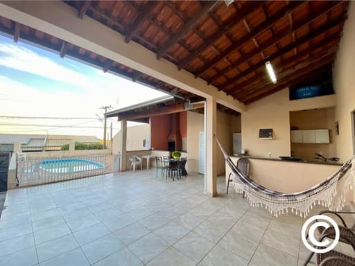 sobrado à venda no Jardim Casagrande, Ibiporã