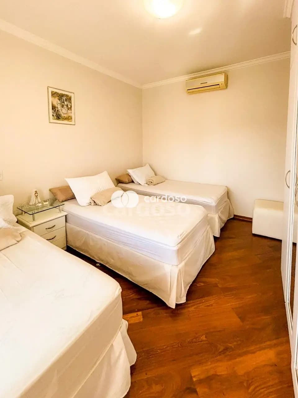 casa_condominio à venda no Aeroporto, Londrina
