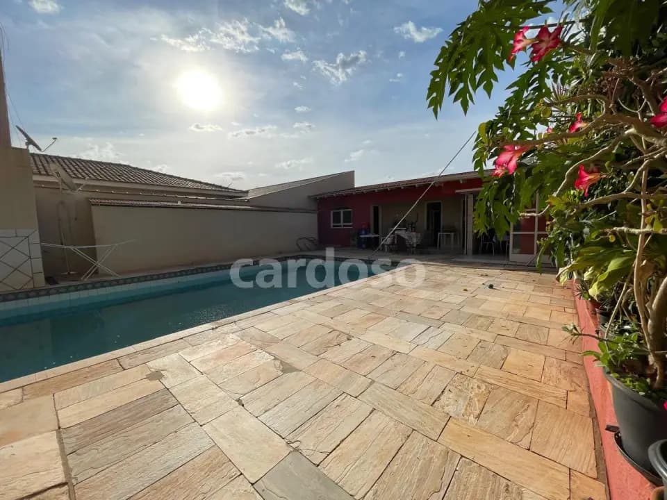 sobrado à venda em Ibiporã