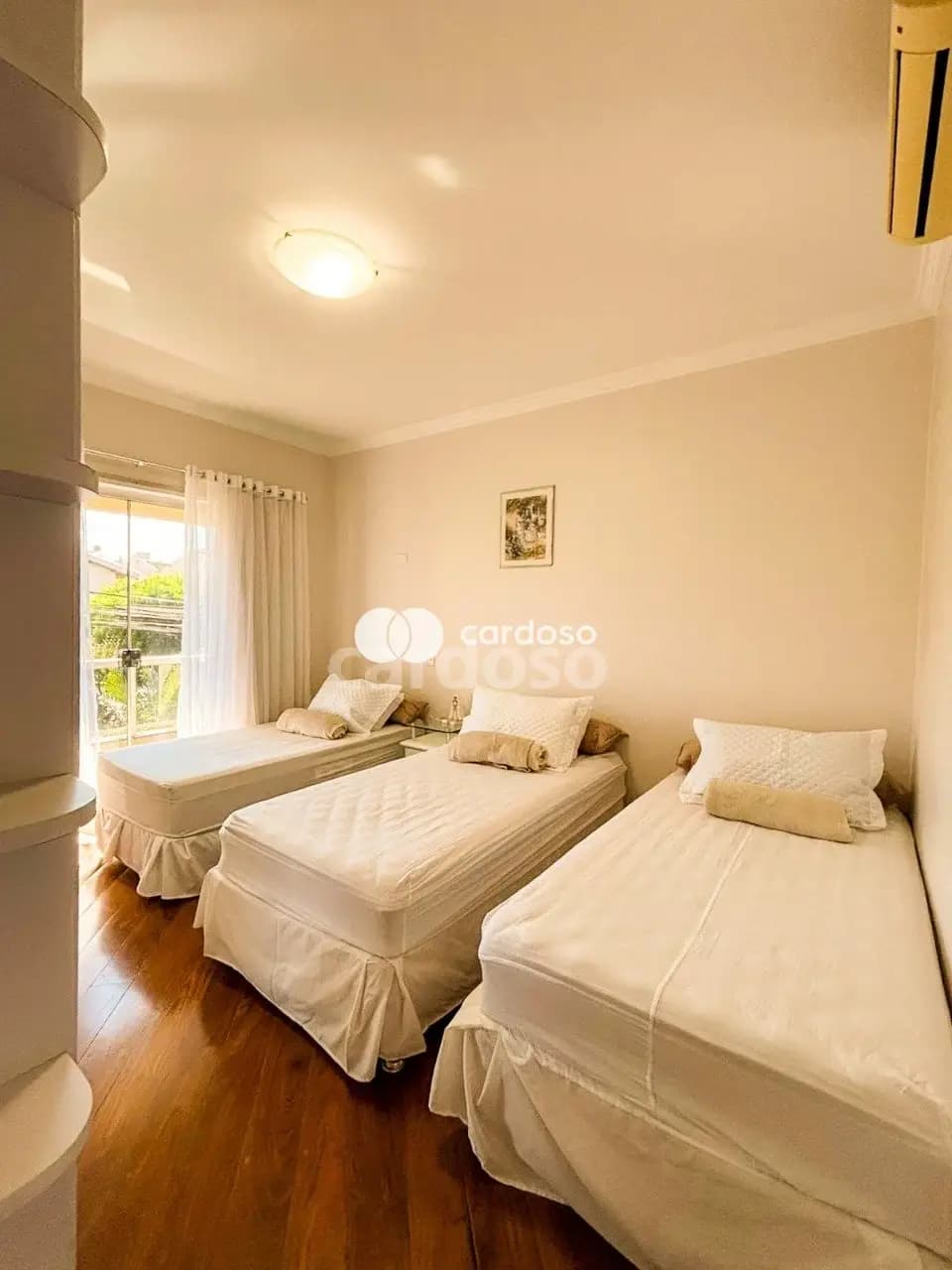 casa_condominio à venda no Aeroporto, Londrina