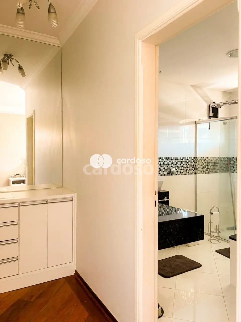 casa_condominio à venda no Aeroporto, Londrina
