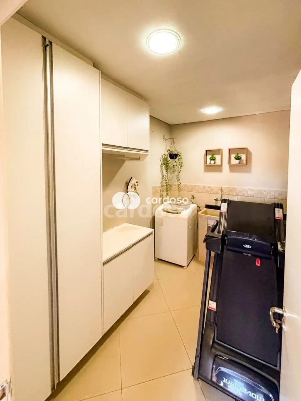 casa_condominio à venda no Aeroporto, Londrina