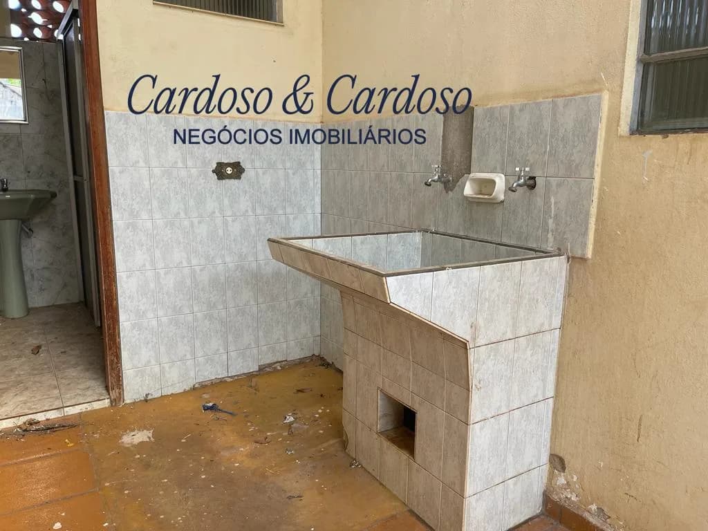 casa à venda no Jardim Lourenço Bacarim, Ibiporã
