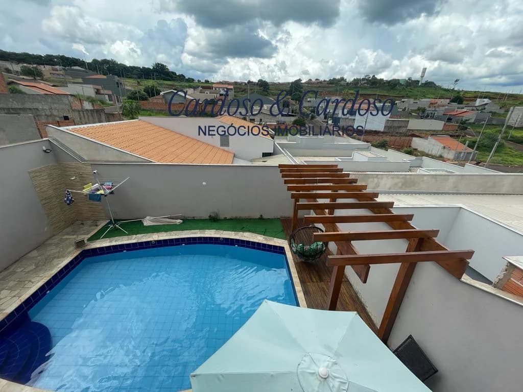 sobrado à venda no Residencial do Lago I, Ibiporã