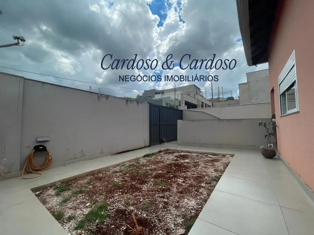 sobrado à venda no Residencial do Lago I, Ibiporã