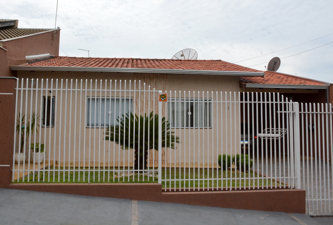 Casa à Venda, 3 Quartos, Setor 5 - Ibiporã - 3 Vagas