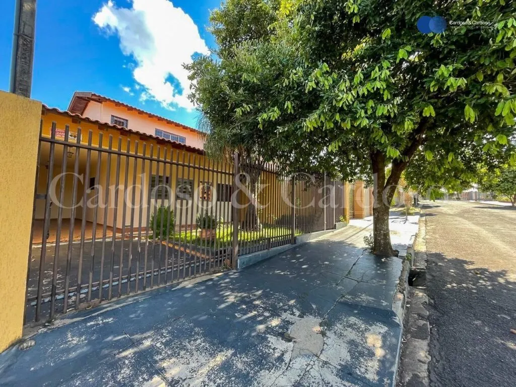 Casa Disponível para Venda no Jardim Quebec | Ibiporã/PR Casa Disponível para Venda no Jardim Quebec | Ibiporã/PR