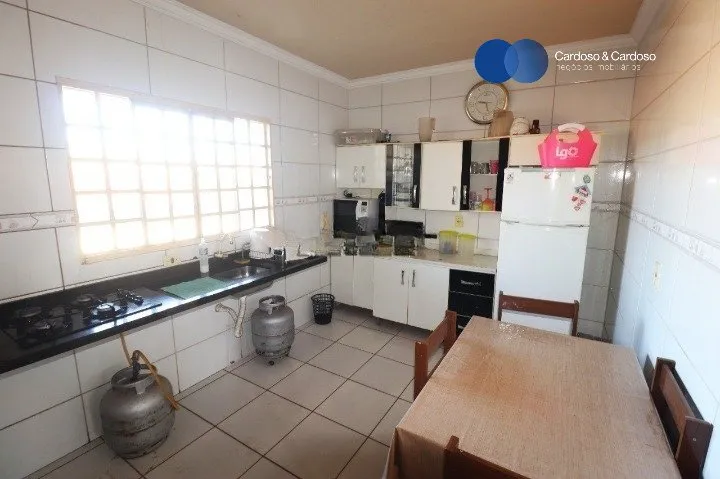 Locação de Duas Casas no Mesmo Terreno – Ideal para Família Grande ou Compartilhamento Locação de Duas Casas no Mesmo Terreno – Ideal para Família Grande ou Compartilhamento