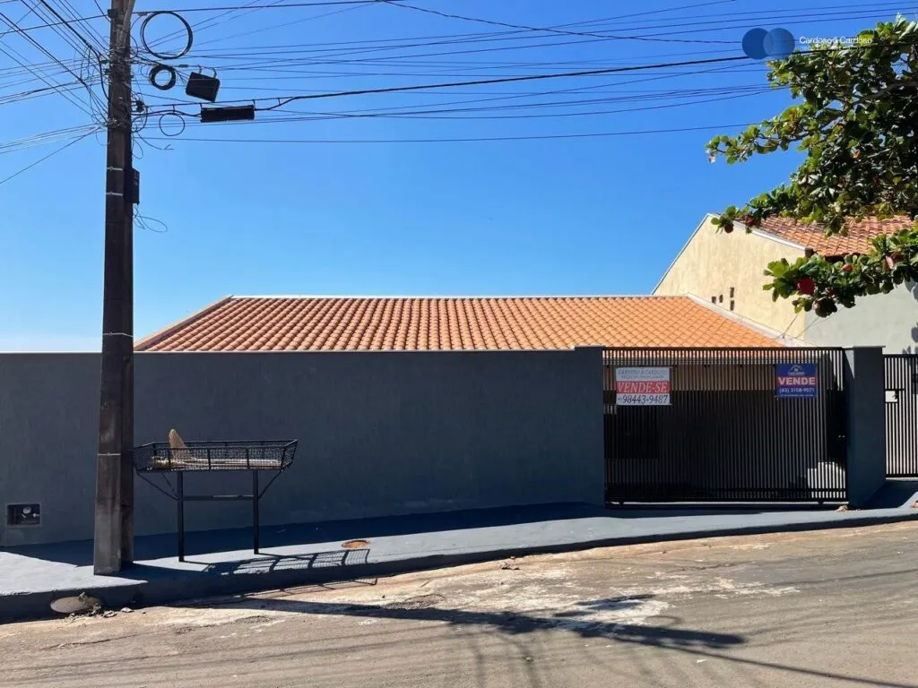 CASA À VENDA NO JD. BRASÍLIA EM IBIPORÃ CASA À VENDA NO JD. BRASÍLIA EM IBIPORÃ